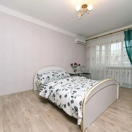 Comfortable One Bad Near Guliver Kyiv Exterior photo