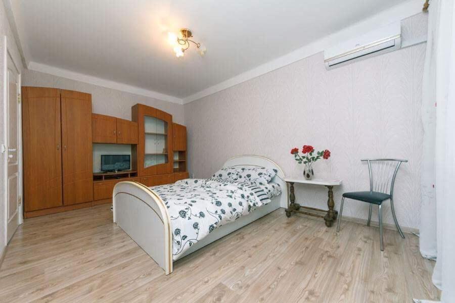 Comfortable One Bad Near Guliver *